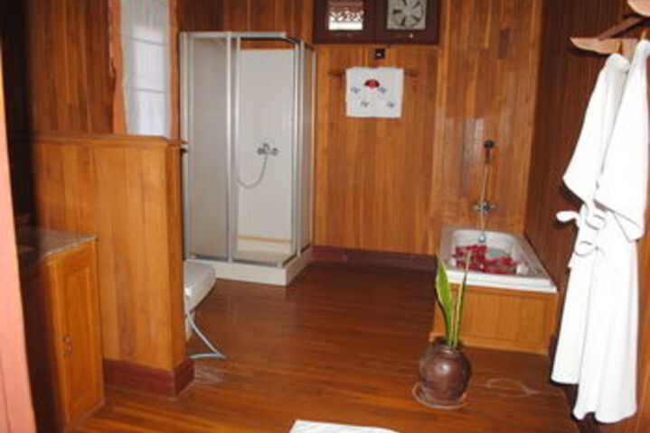 Room 5 of 60