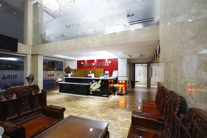 Guest Lobby