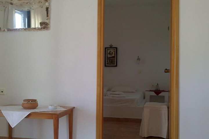 Room 33 of 53