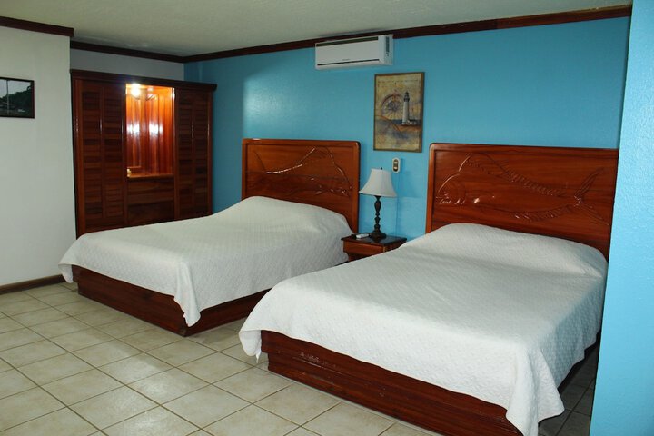 Room 4 of 44