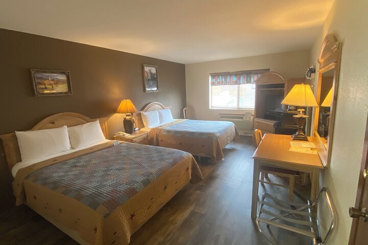 Room 14 of 106