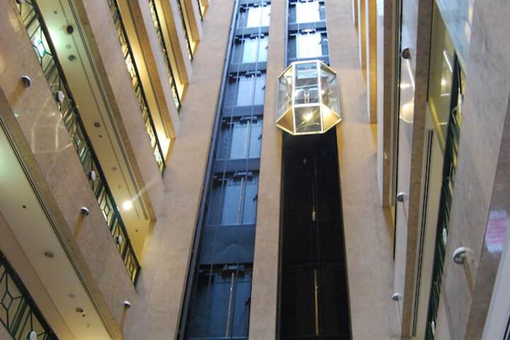 Hotel 2 of 93