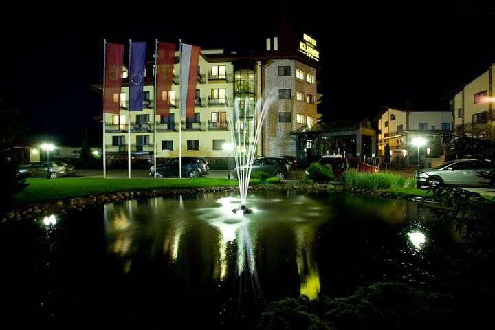 Hotel 80 of 81