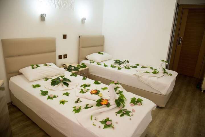 Room 5 of 29
