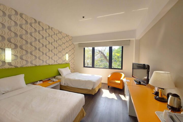 Room 10 of 79