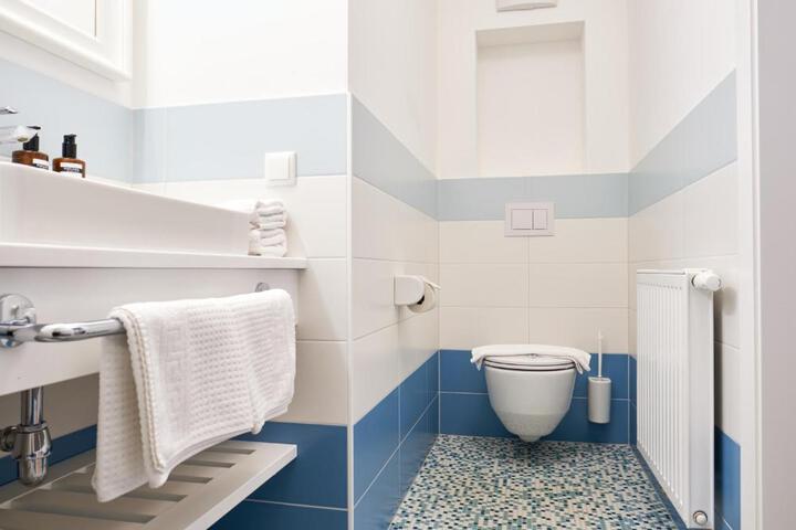 General 65 of 100