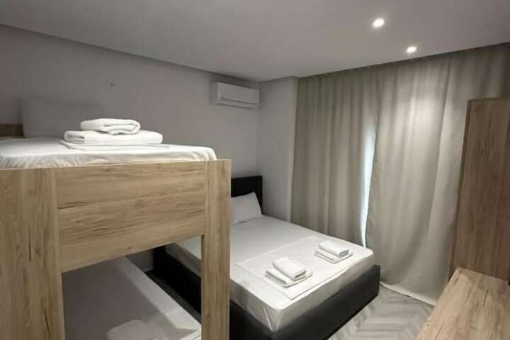 Room 43 of 96