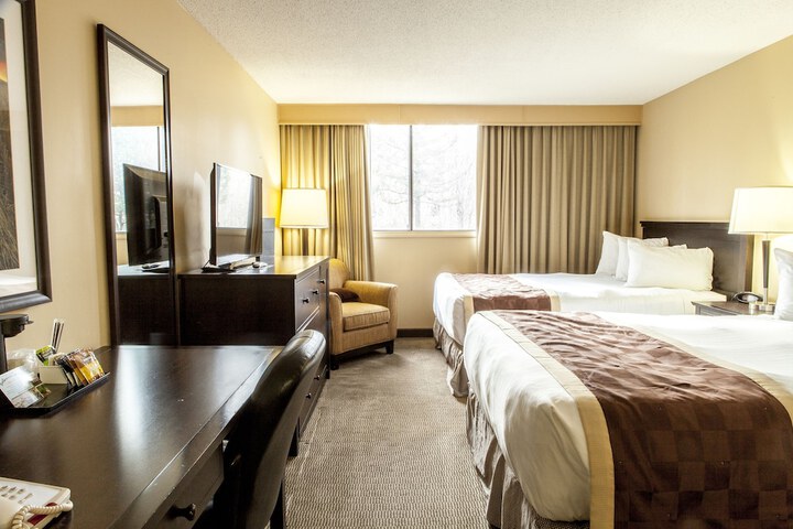 Room 3 of 44
