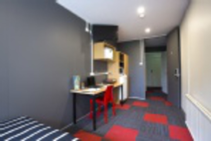 Room 184 of 288