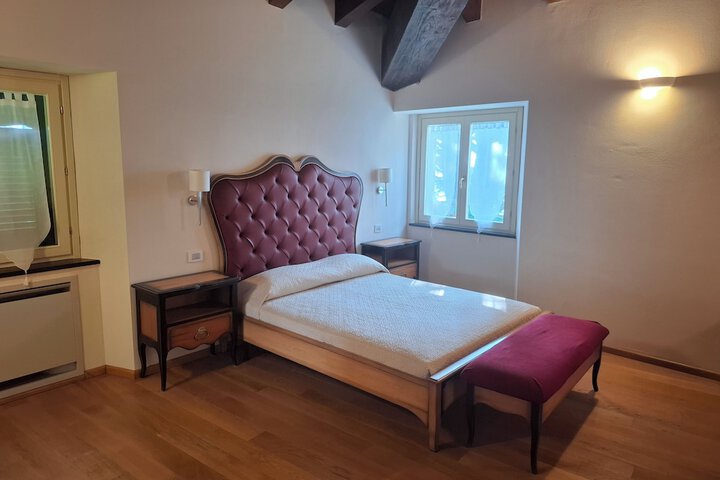 Room 21 of 84