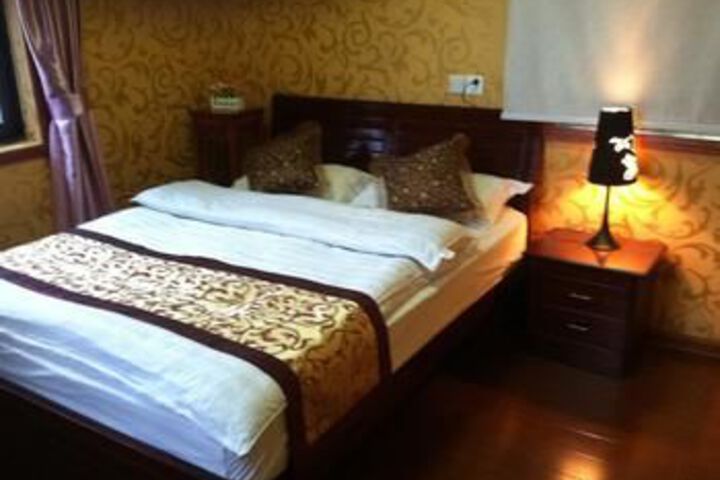 Room 35 of 71
