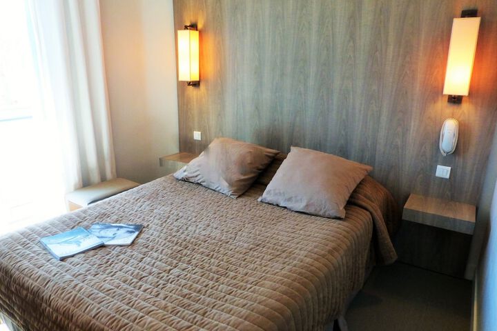 Room 20 of 54