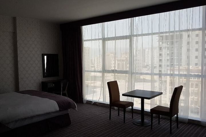 Room 21 of 42