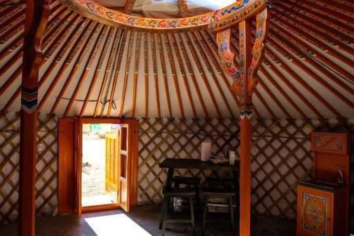 Room 2 of 35