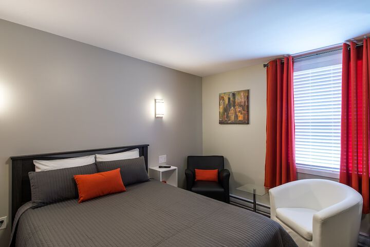 Room 6 of 40