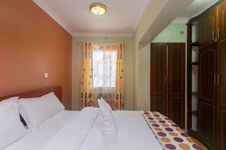 Room 35 of 163