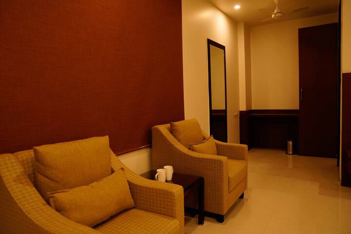 Room 13 of 61