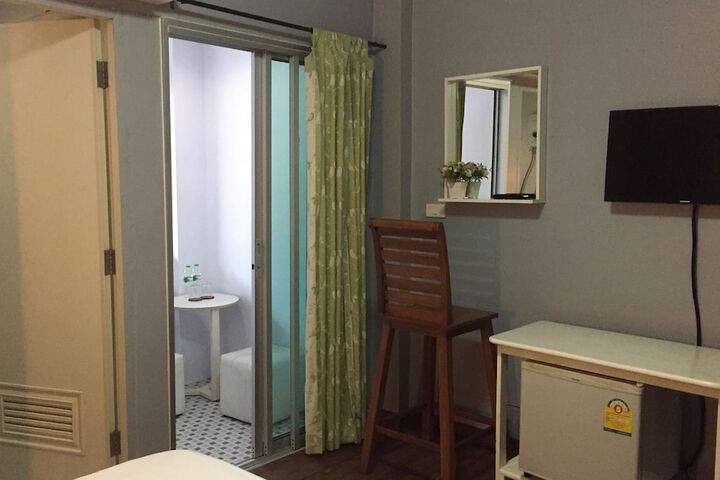Room 16 of 41