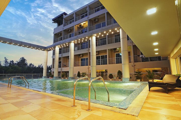 Pool 43 of 59