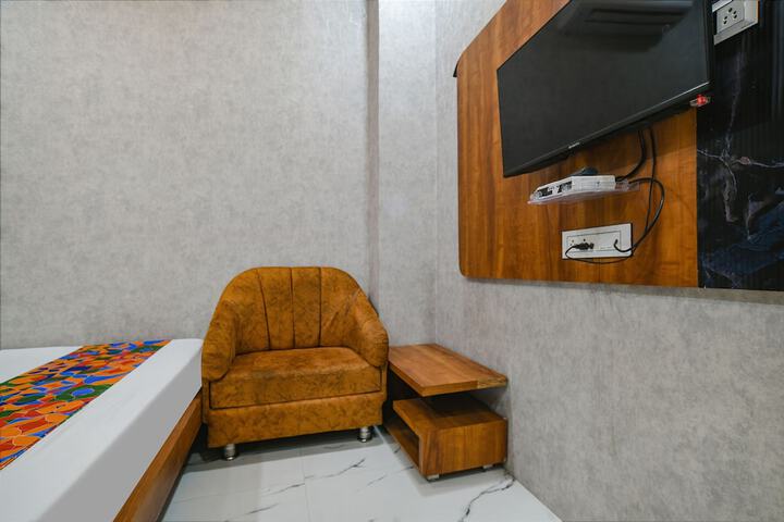 Room 16 of 20