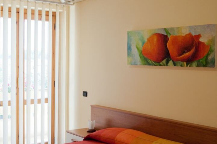Room 8 of 46