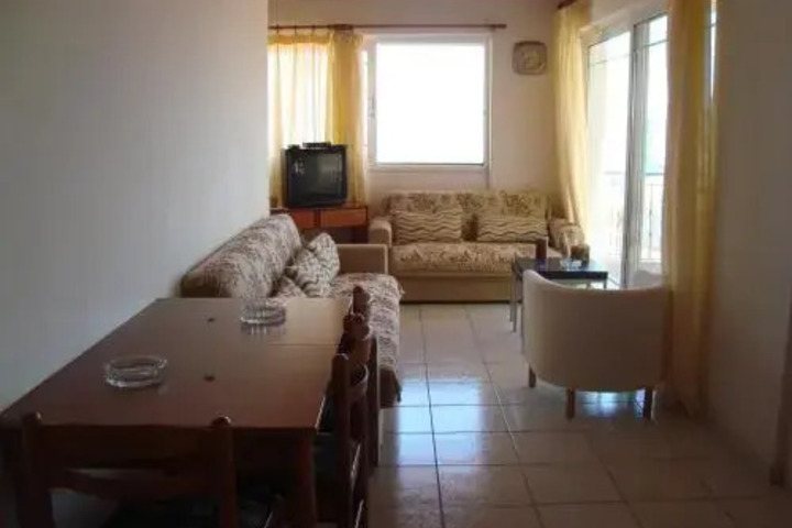 Room 3 of 11