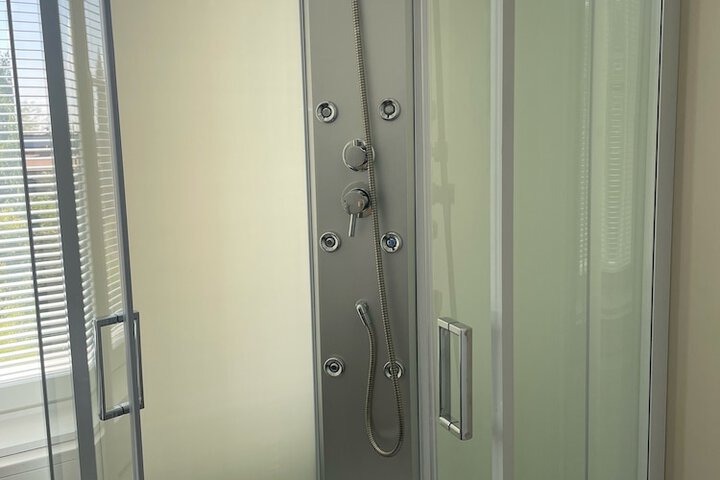 Room 87 of 108