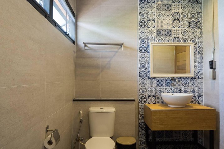 Room 117 of 187