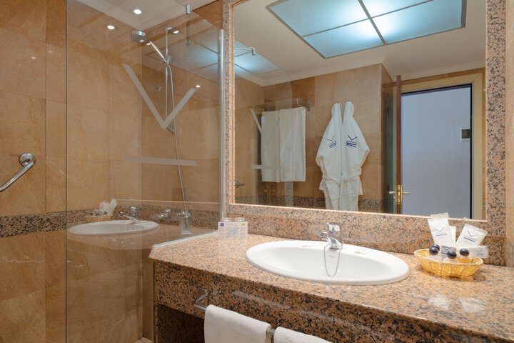 Bath Photo