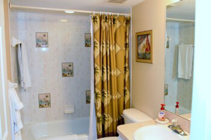 Room 2 of 20