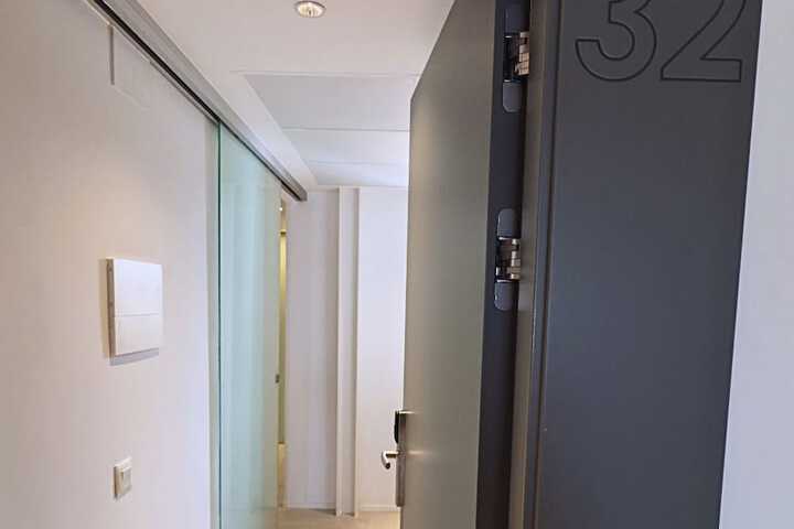 Room 7 of 53