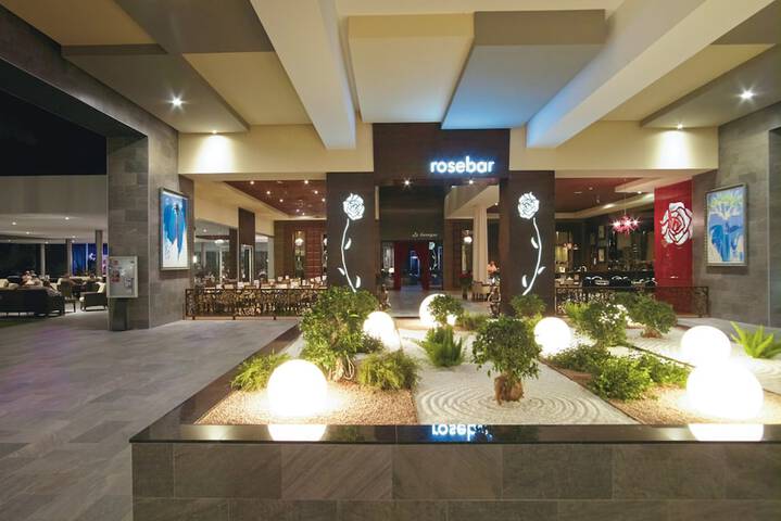 Hotel Lobby