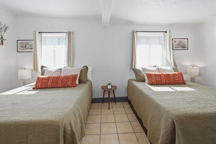 Room 5 of 45