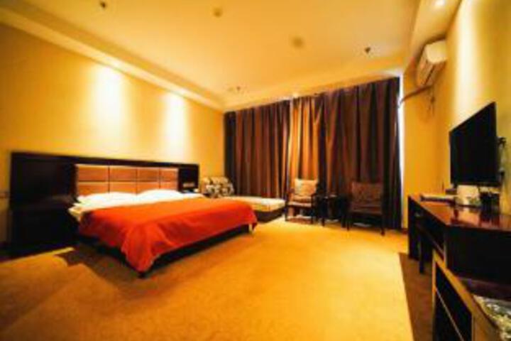 Room 21 of 23