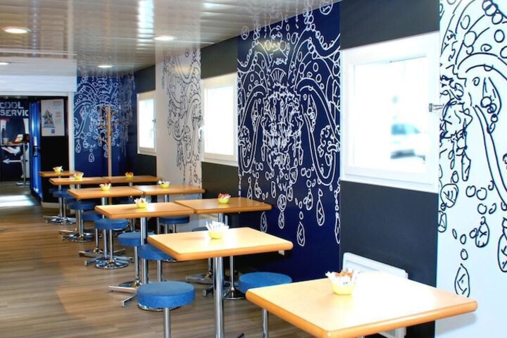 Dining Photos