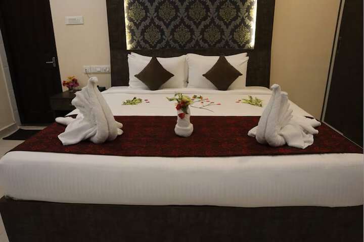 Room 16 of 54