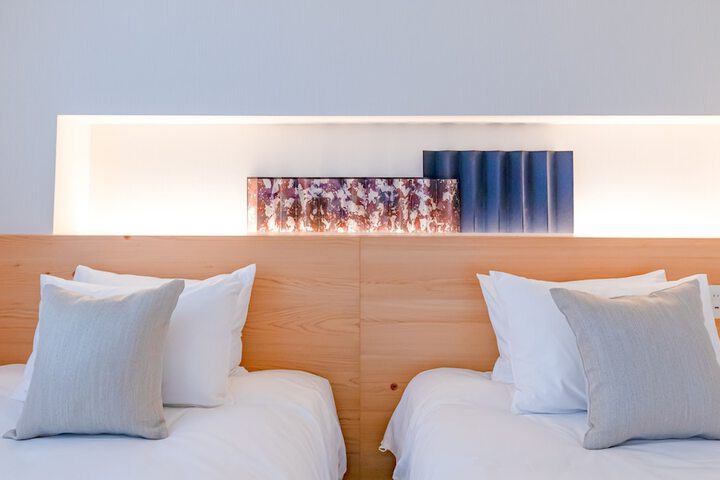 Room 44 of 95