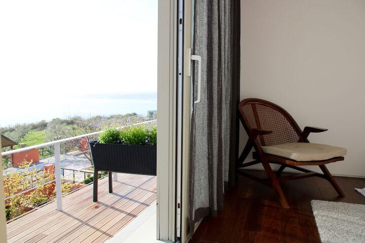 Room 54 of 90