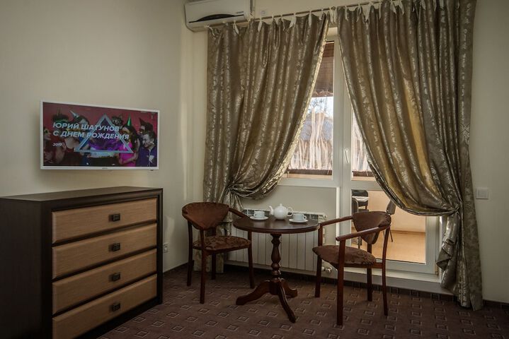Room 35 of 67