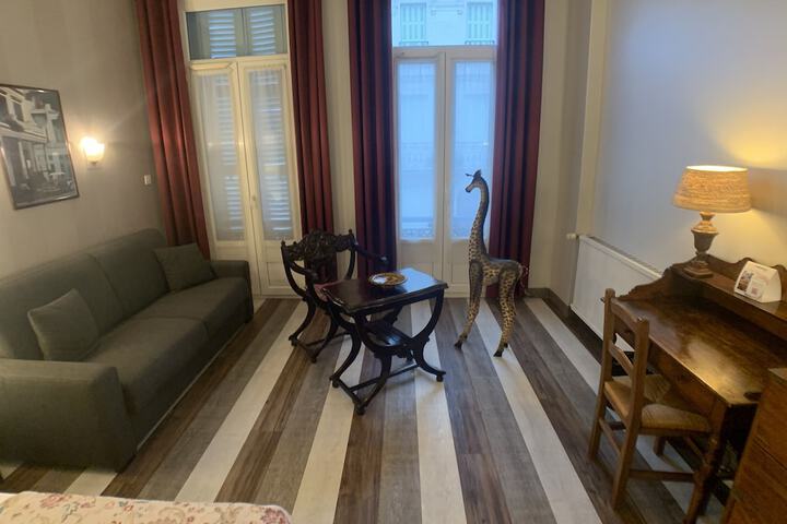 Room 18 of 50