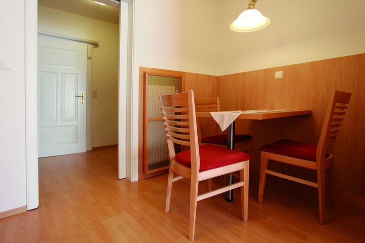 Room 18 of 39