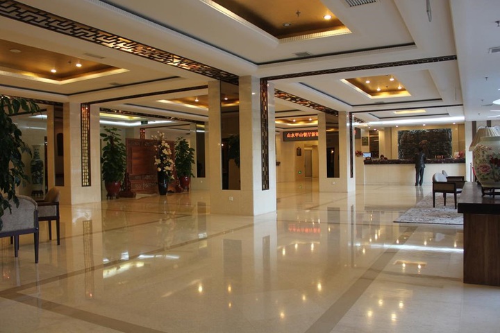 Hotel Interior 4 of 24