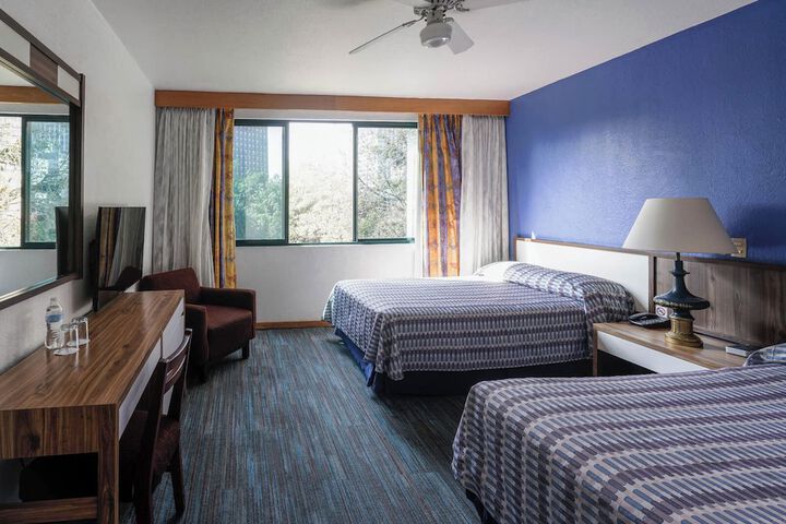 Room 3 of 42