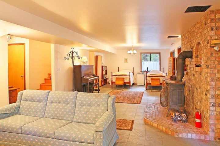 Photo of BUDDINGTON HAUS