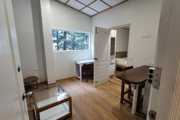 Room 2 of 43