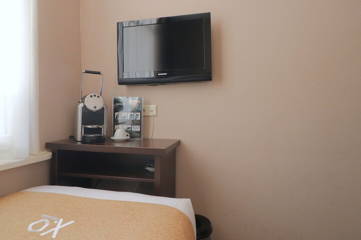 Room 19 of 42