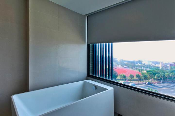 Room 34 of 45