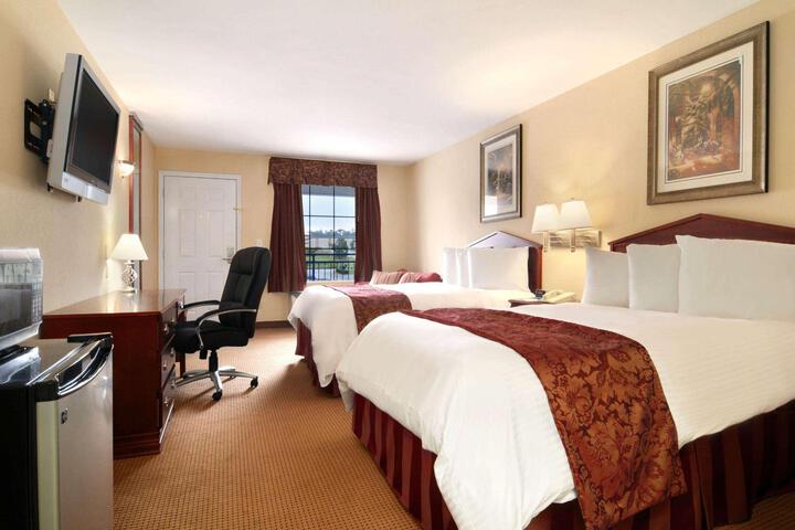 Deluxe Room 2 Queen Beds Refrigerator, Microwave (3 of 7)