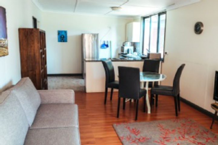 Room 343 of 372