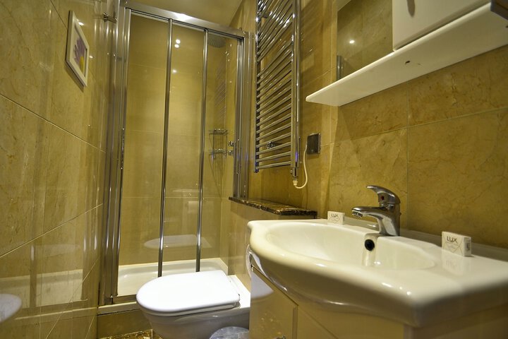 Bath Photo